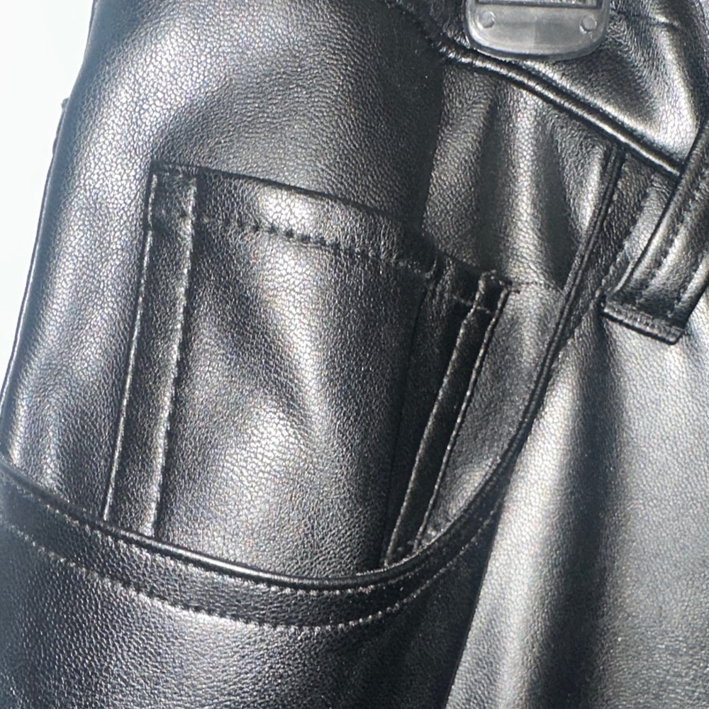 Abercrombie &‎ Fitch Black Straight Leg Pants - Picture 3 of 8